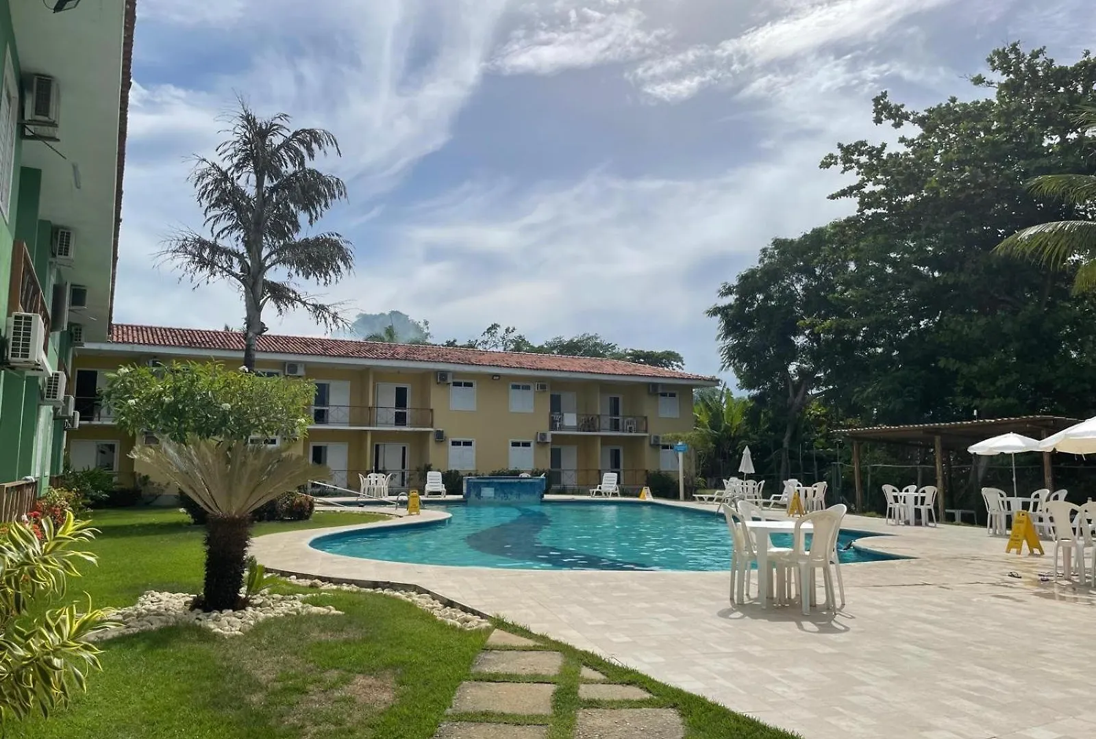 Apartamento Boulevard Da Praia Apart Hotel - Porto Seguro - Frente Da Praia De Taperapuan
